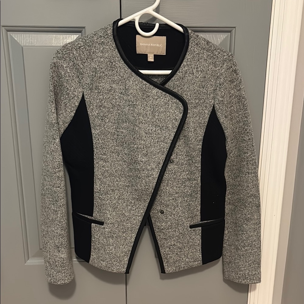 Banana Republic Gray and Black Women's Jacket